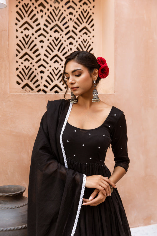 Scoop Neck Dhoti Sleeved Black