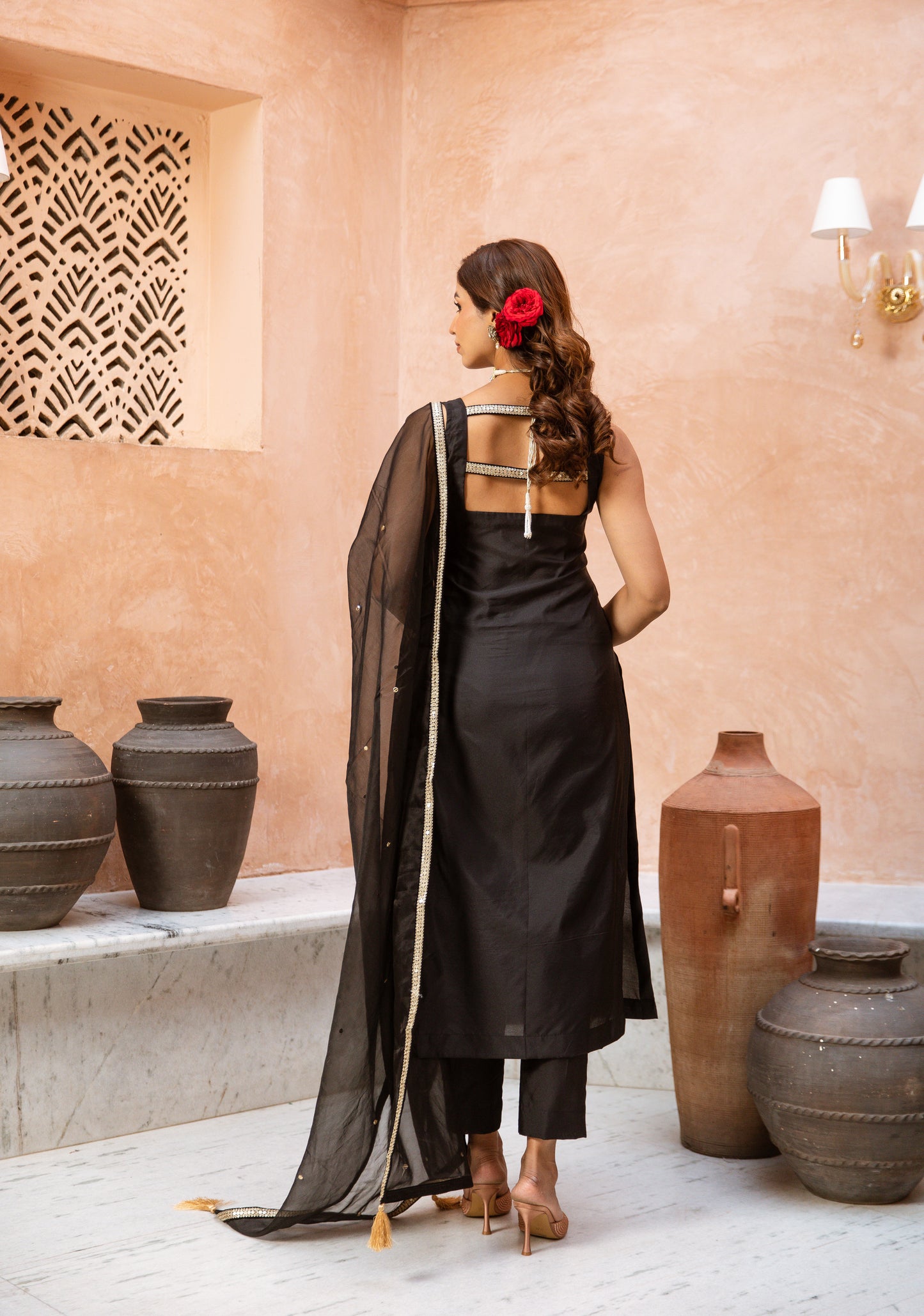 Straight Cut Sleeveless Black