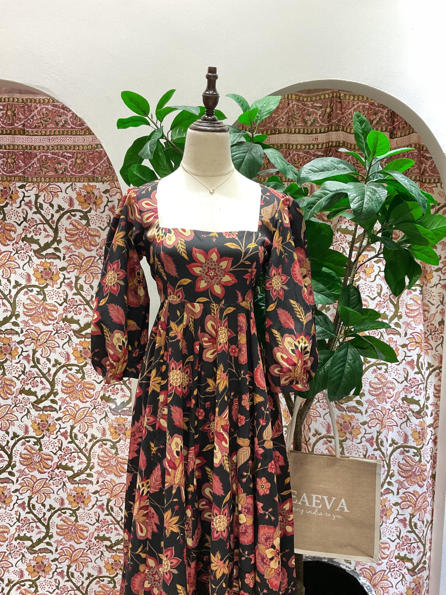 Black Sleeved Maxi Dress - Jaal