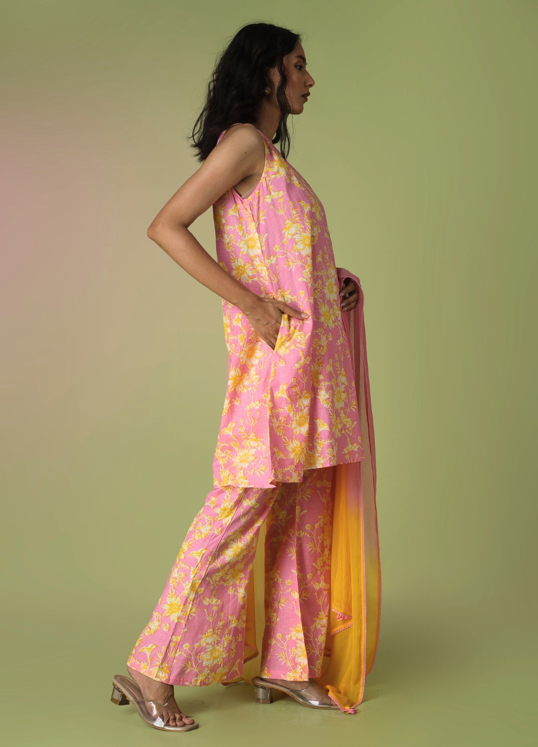 Pink Sleeveless Kurta with Flared Pants