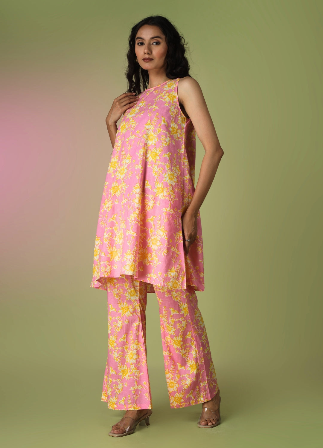 Pink Sleeveless Kurta with Flared Pants