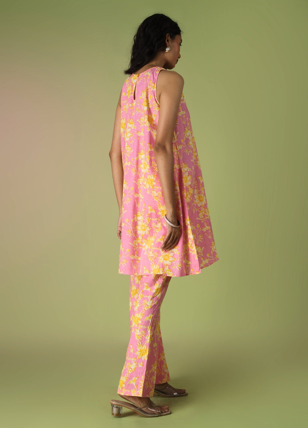 Pink Sleeveless Kurta with Flared Pants