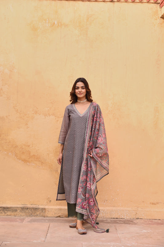 GREY CHANDERI EMBROIDERED KURTA