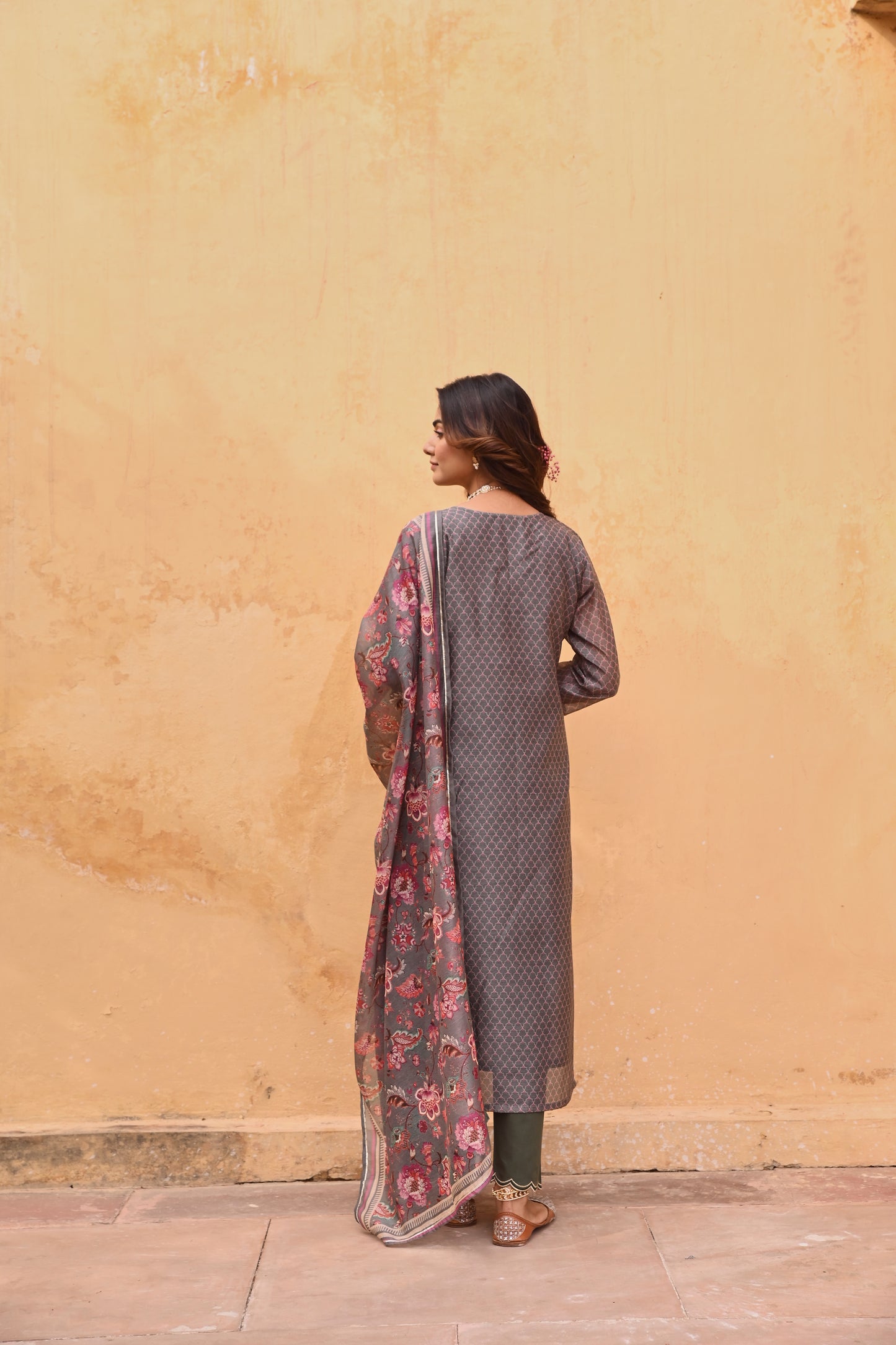 GREY CHANDERI EMBROIDERED KURTA