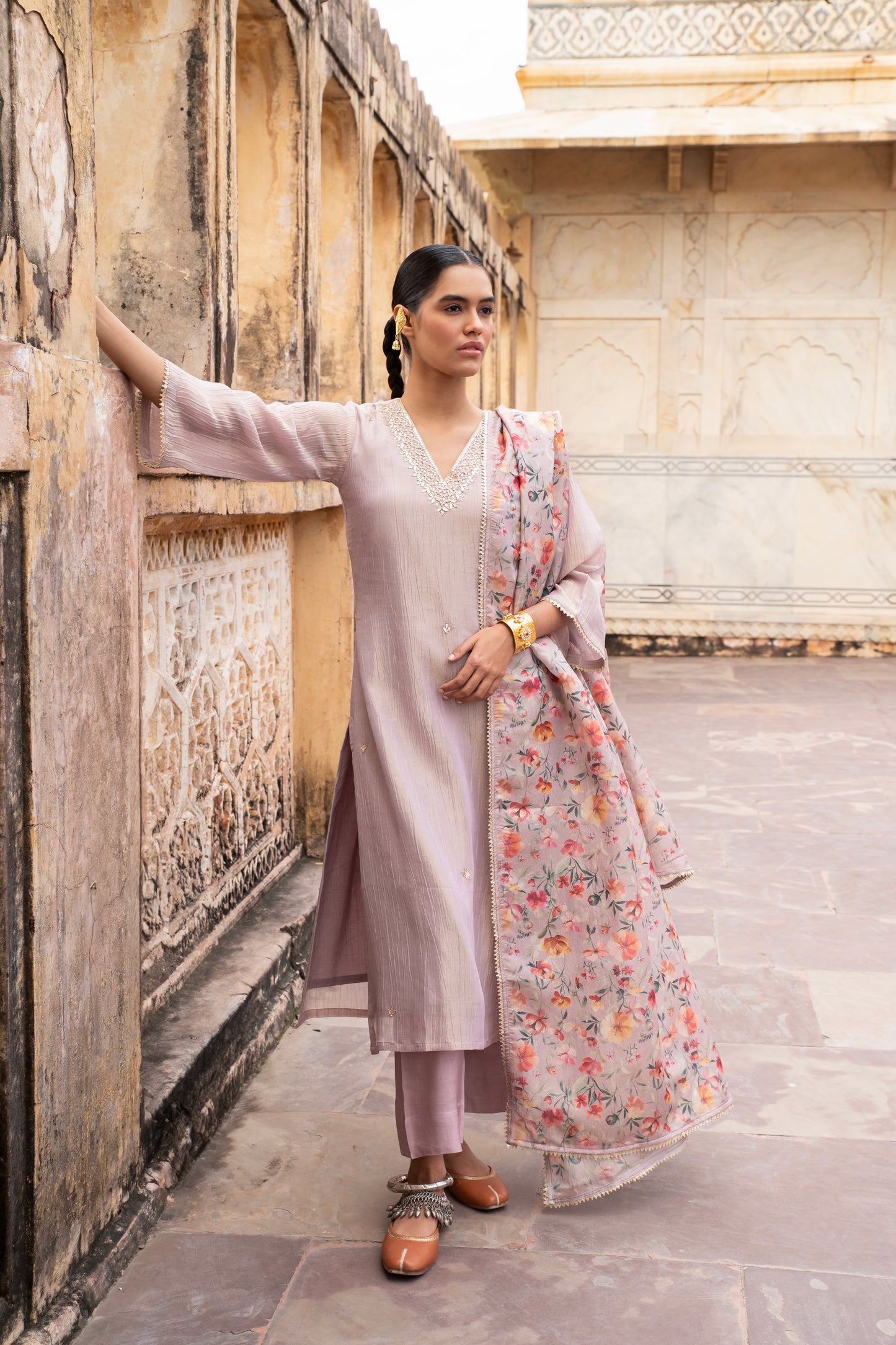 V-NECK PASTEL PURPLE EMBROIDERED CRUSHED TISSUE KURTA SET