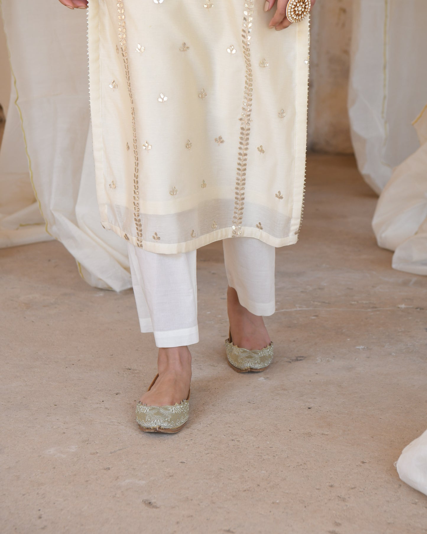 OFF-WHITE MEHER KURTA SET
