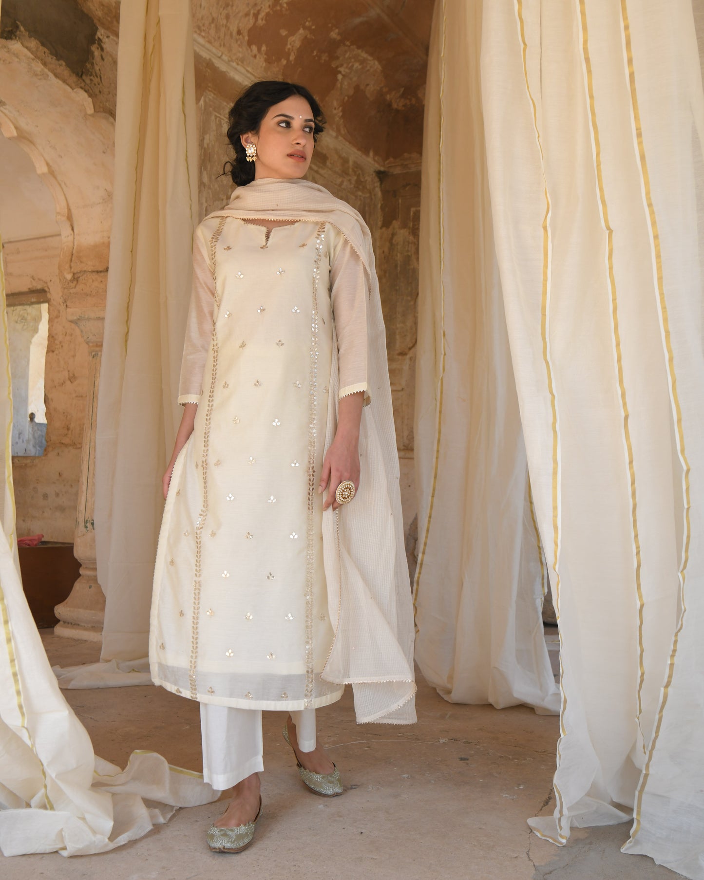 OFF-WHITE MEHER KURTA SET