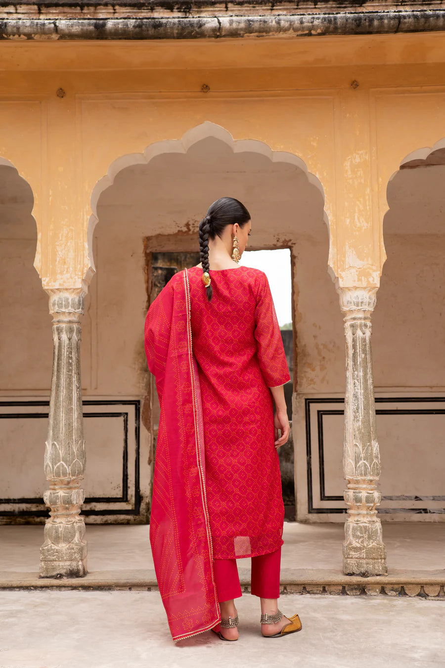 PINK V-NECK EMBROIDERED KURTA SET