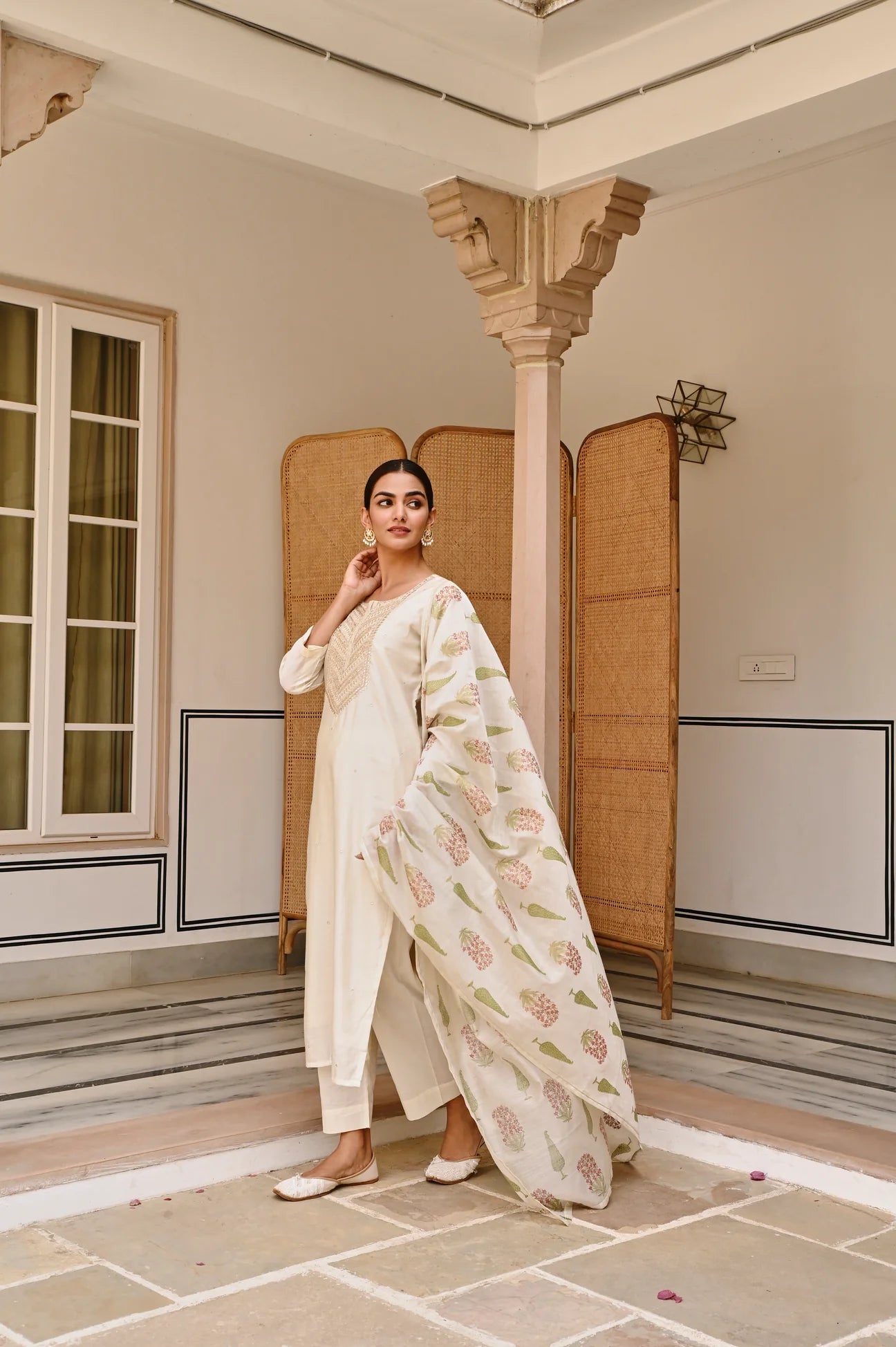 CREAM EMBROIDERED KURTA SET