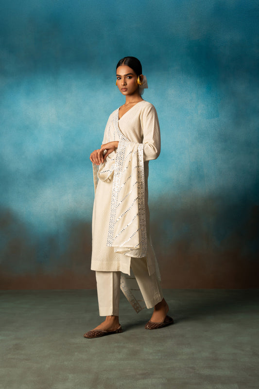OFF WHITE STRAIGHT KURTA SET