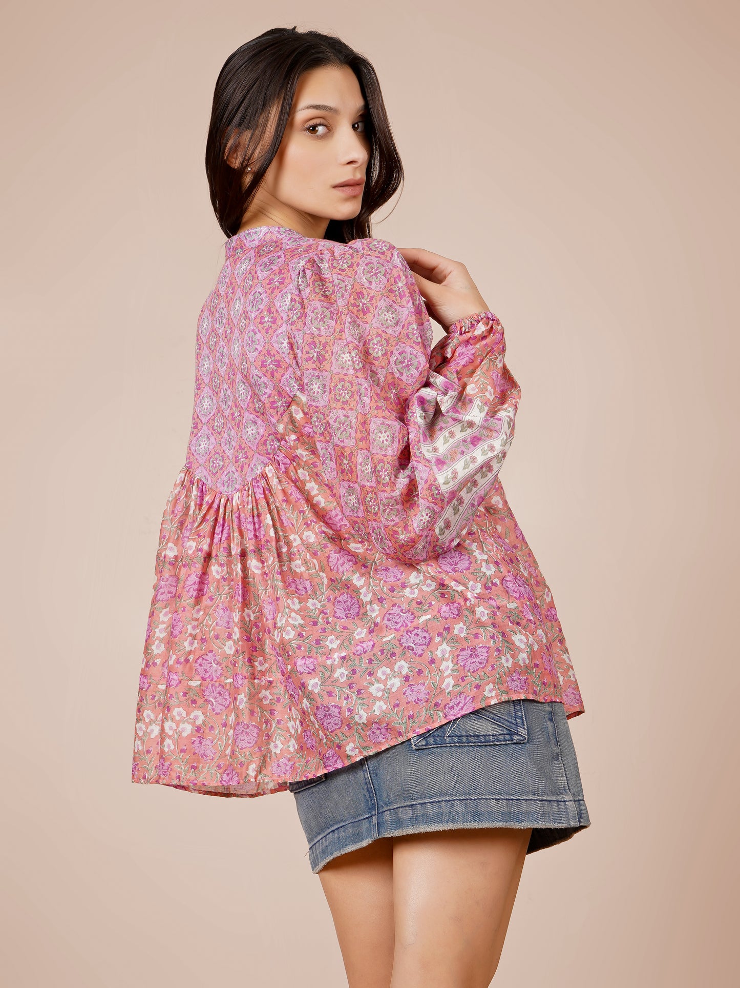 Printed Sleeved Top