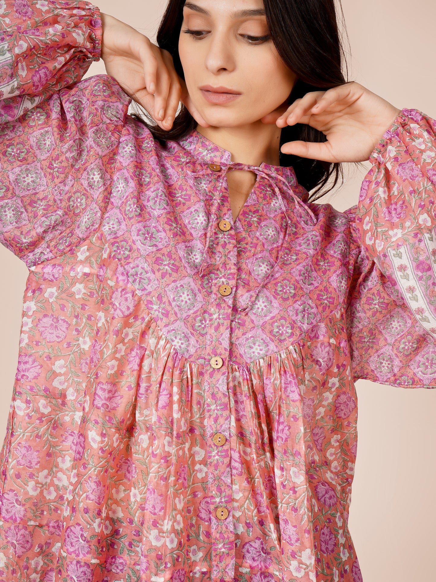 Printed Sleeved Top