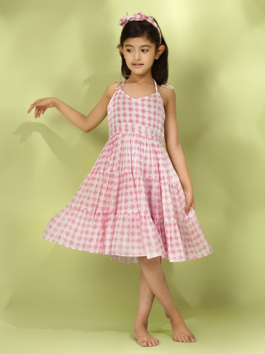 Jiyara - White Pink Printed Waist Pleated Dress