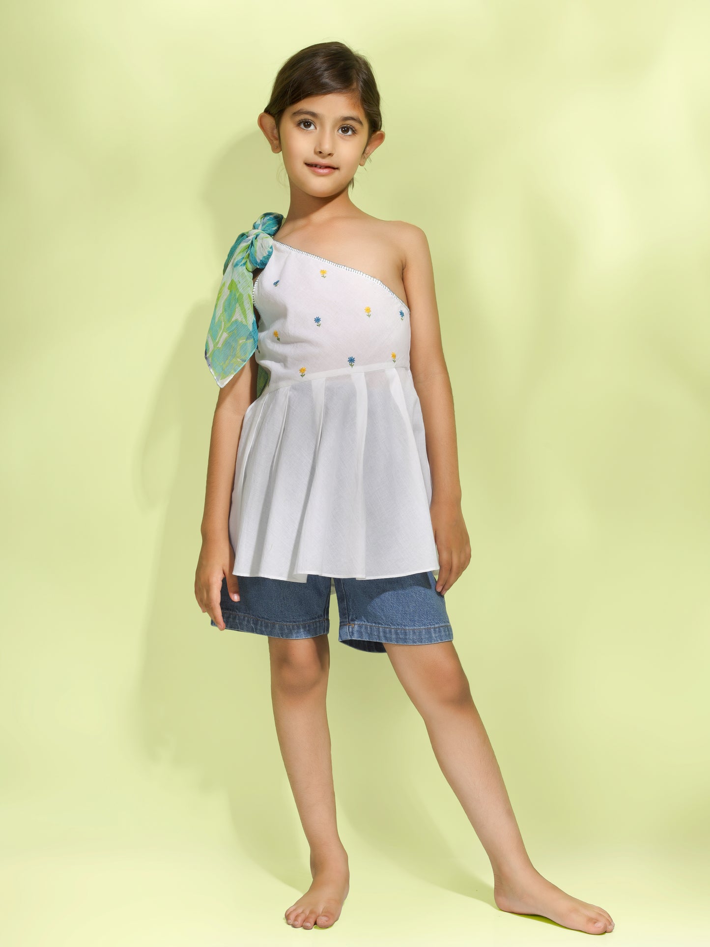 Jiyara White One Shoulder Top