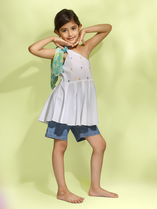 Jiyara White One Shoulder Top