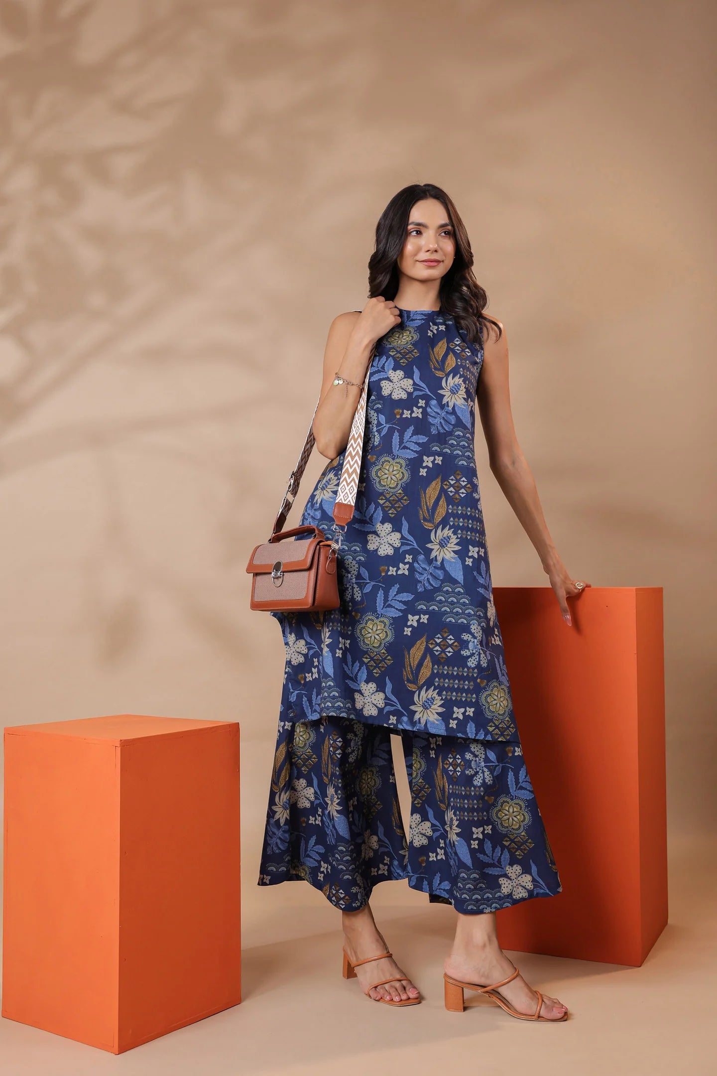 Navy Blue Printed Sleeveless Cotton Kurta & Pants Set