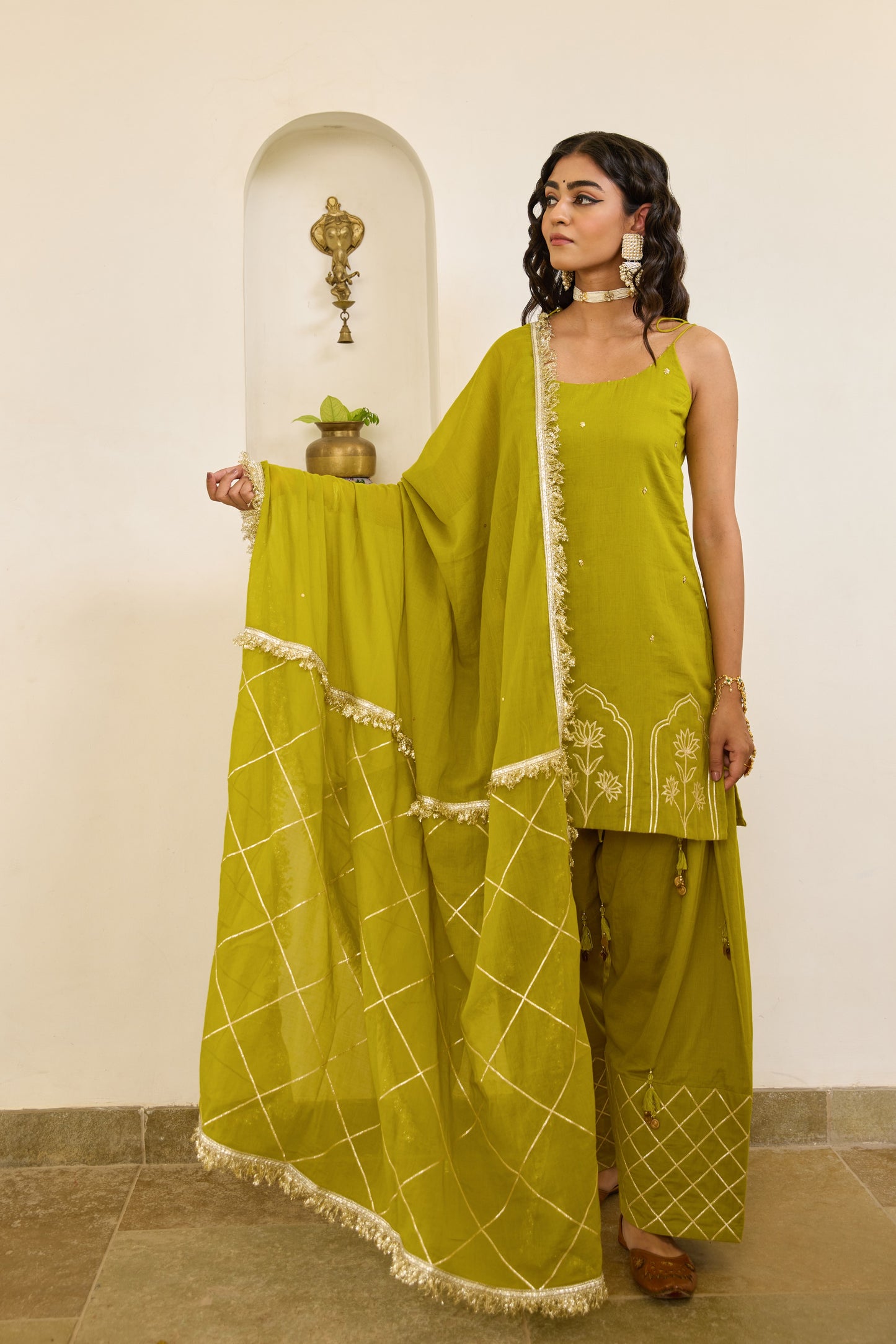 Strappy Kurta with Farshi Shalwar - Mehndi Green