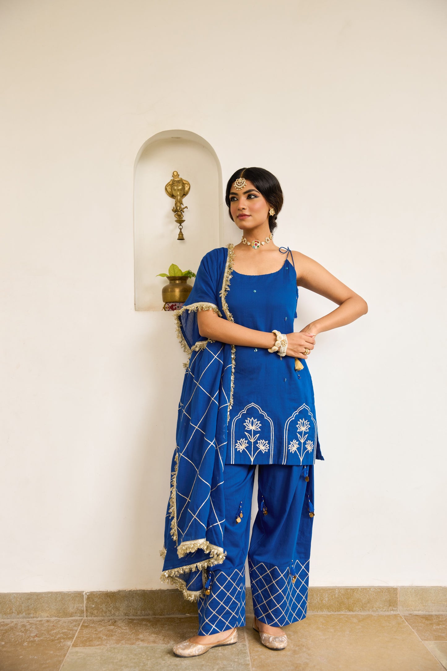 Strappy Kurta with Farshi Shalwar - Neer Blue