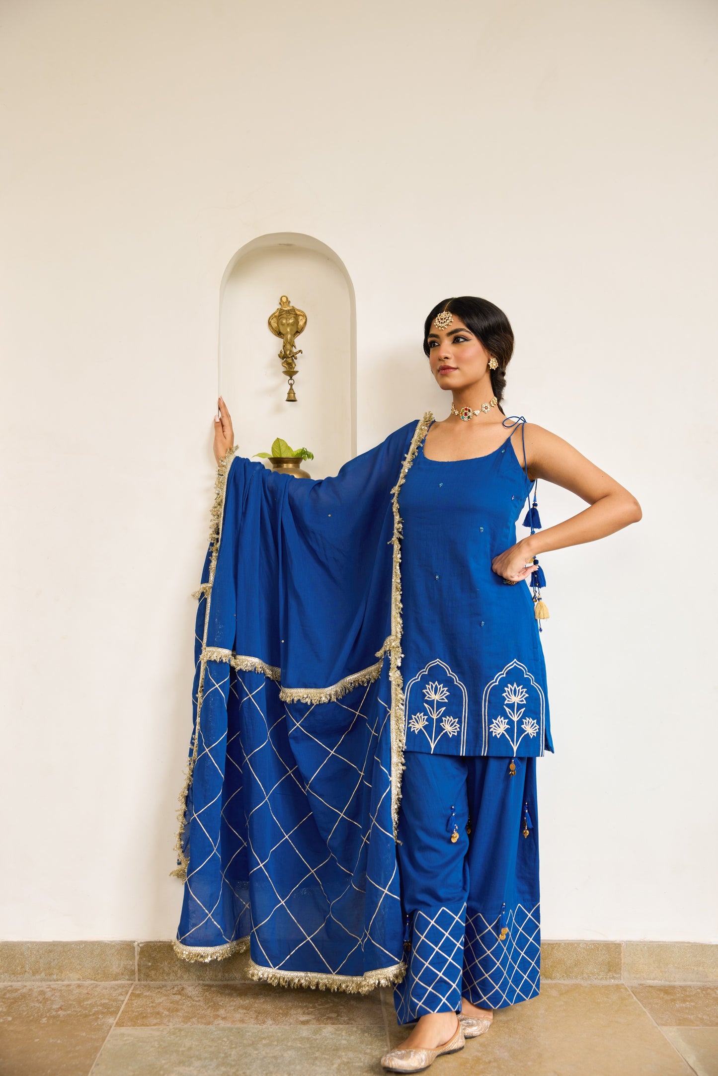 Strappy Kurta with Farshi Shalwar - Neer Blue