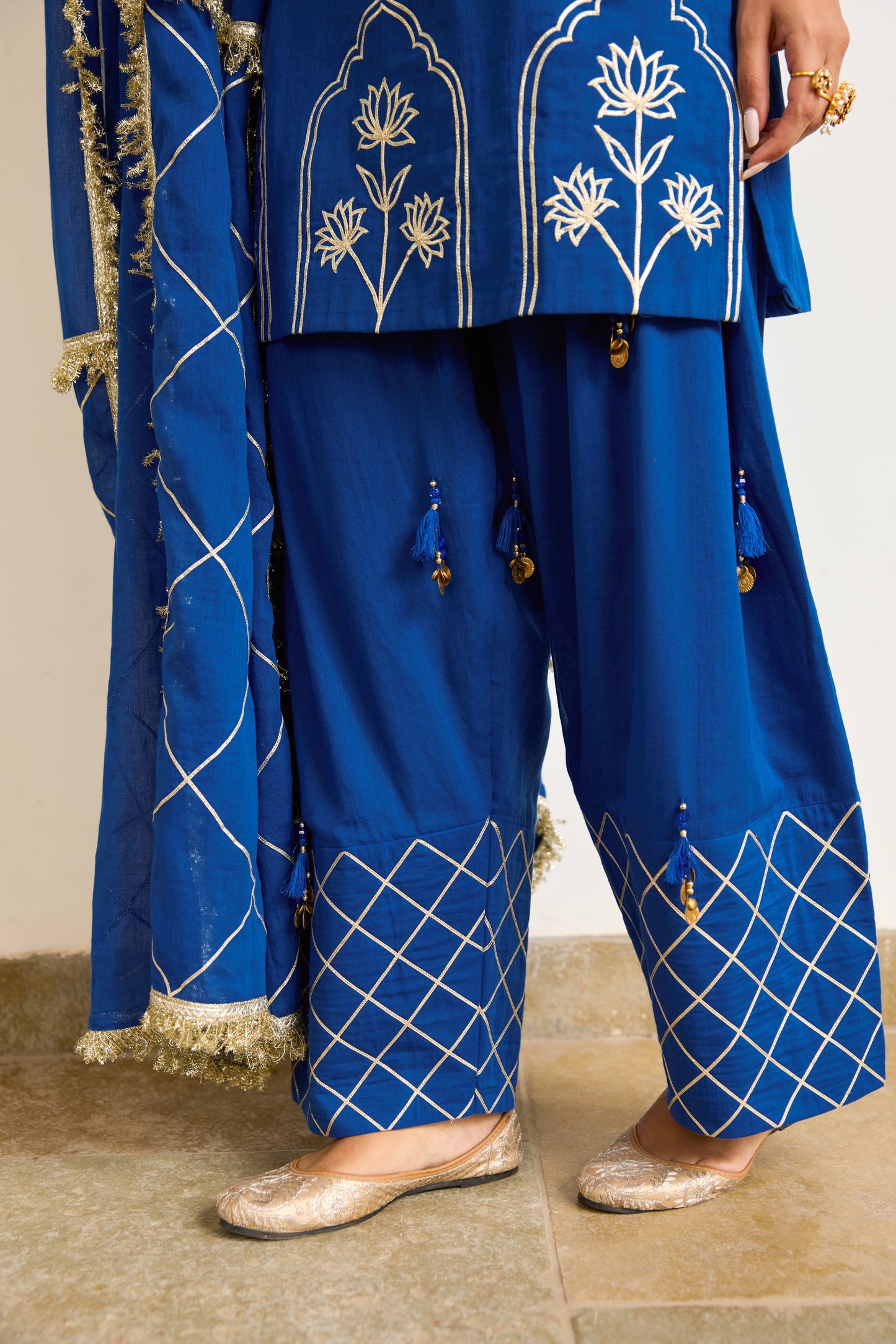 Strappy Kurta with Farshi Shalwar - Neer Blue