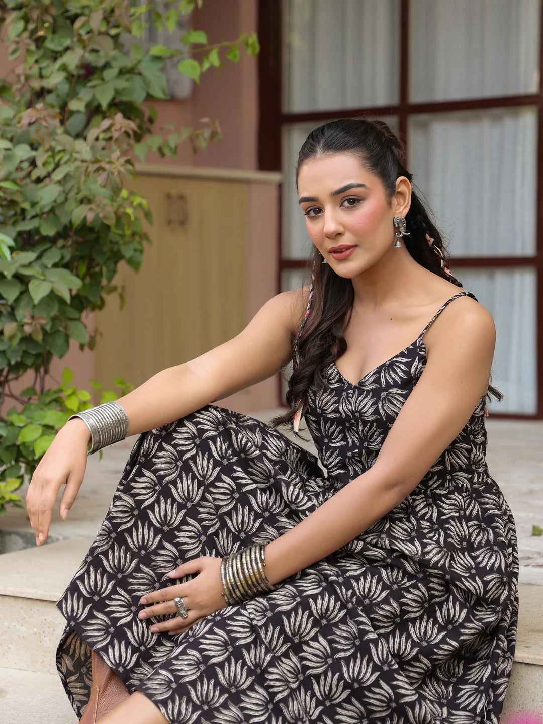 Black Booti Handblock Printed Sleeveless Midi Dress