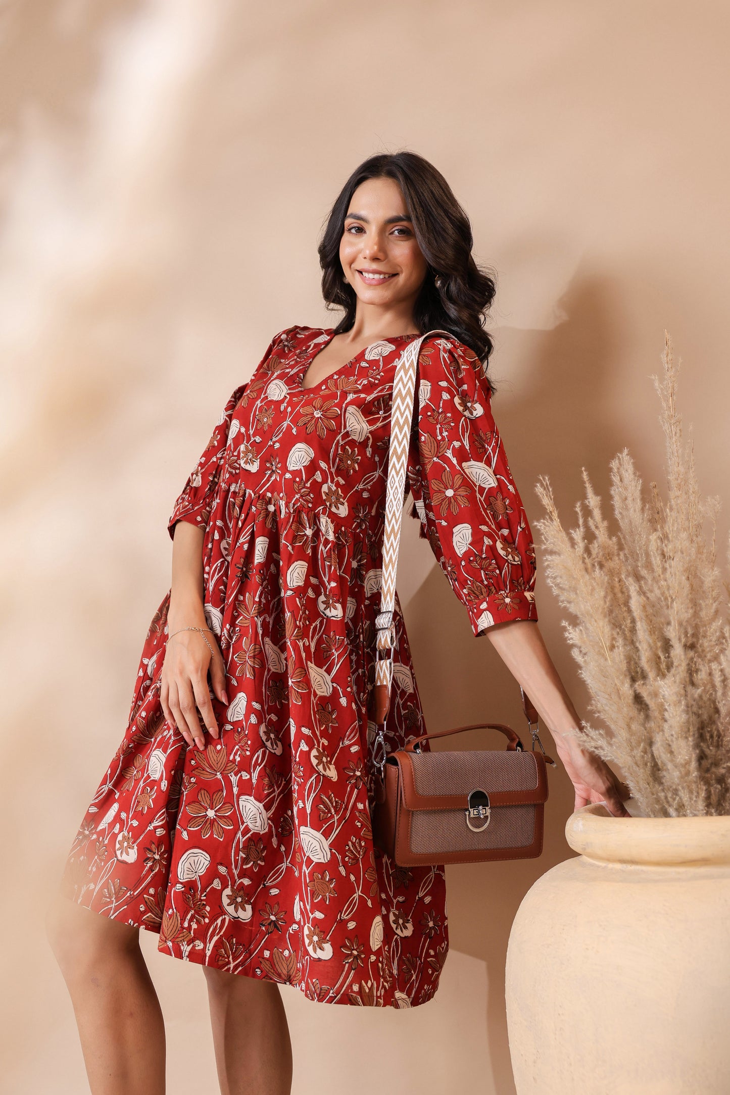 Bagru Printed V-Neck Printed Midi Dress